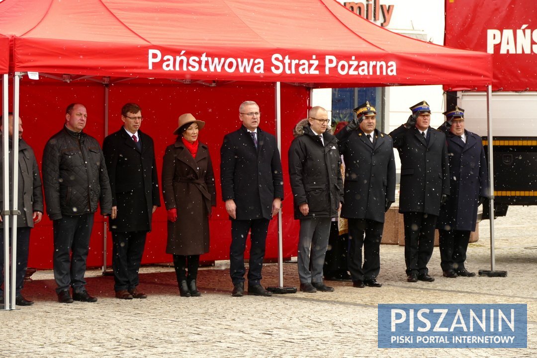 Jednostce Ratowniczo - Gaśniczej w Piszu przekazano nowy wóz za 1,25 miliona złotych