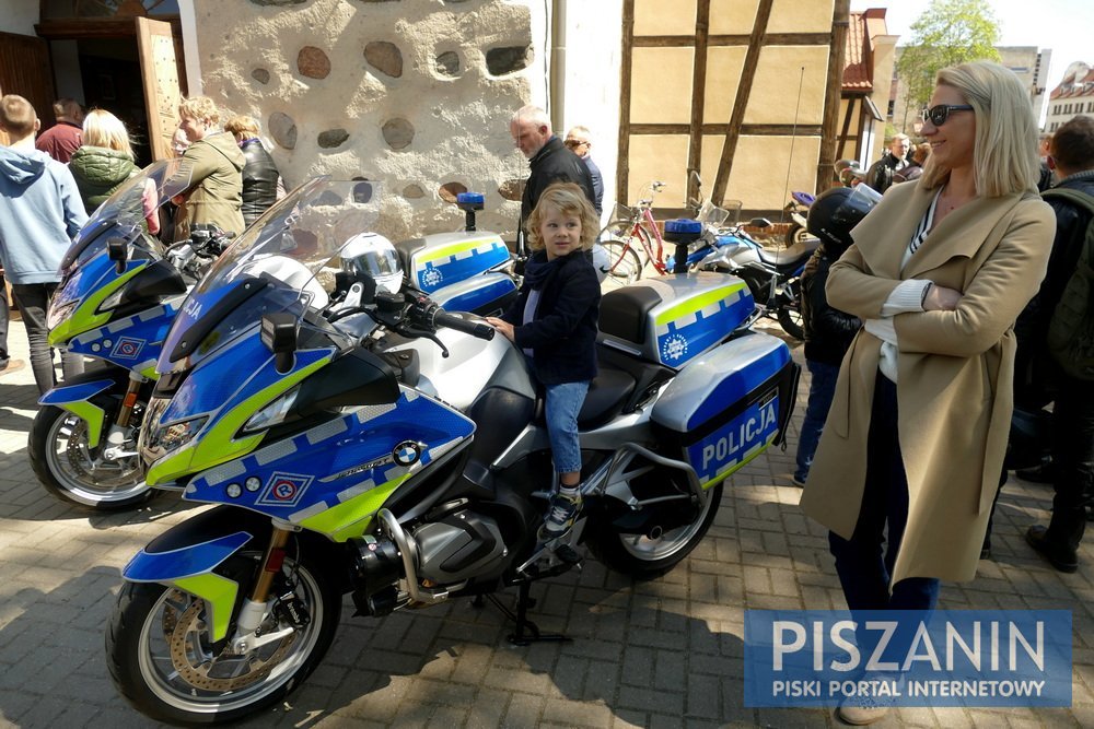 Sezon Motocyklowy Pisz 2023 rozpoczęty. Korowód jednośladów nie miał końca