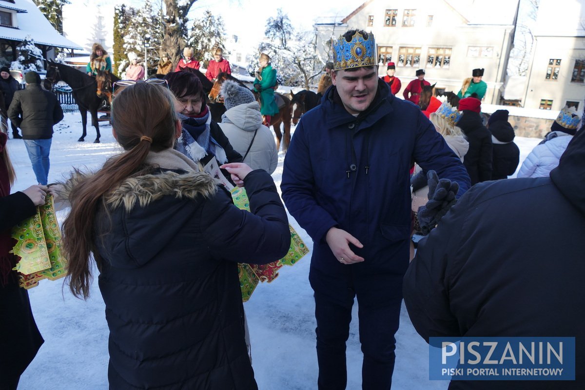 Święto Trzech Króli - tradycyjny orszak przeszedł na Plac Daszyńskiego