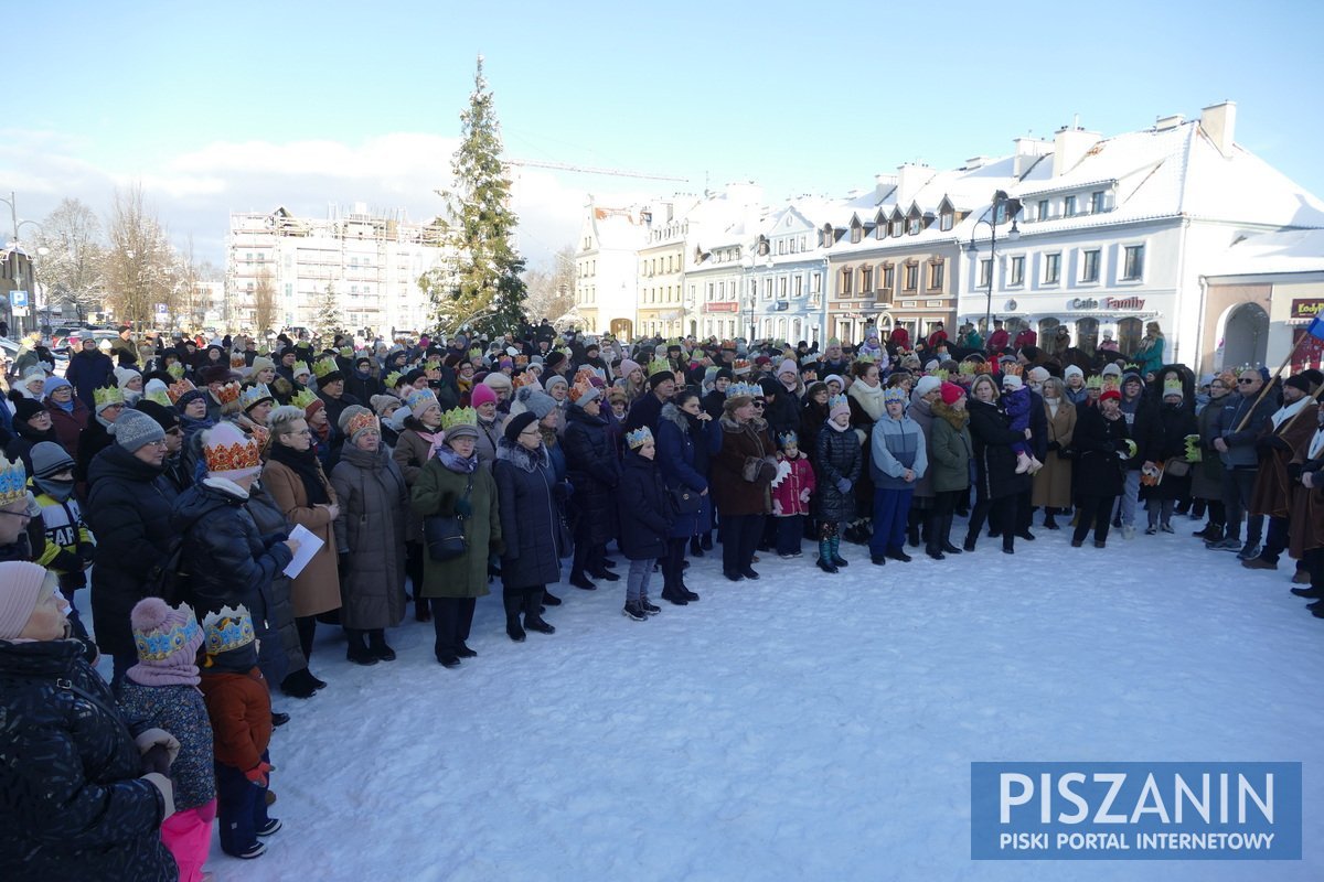 Święto Trzech Króli - tradycyjny orszak przeszedł na Plac Daszyńskiego