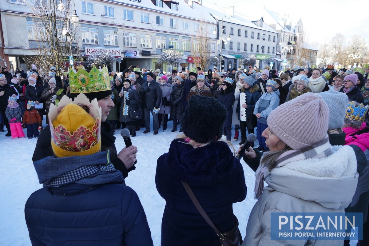 Święto Trzech Króli - tradycyjny orszak przeszedł na Plac Daszyńskiego