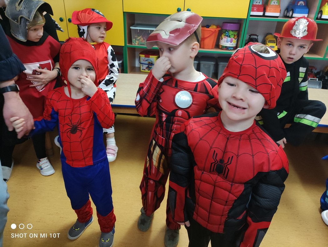 Tam, gdzie Spiderman spotka drugiego. Bal Karnawałowy w piskim przedszkolu