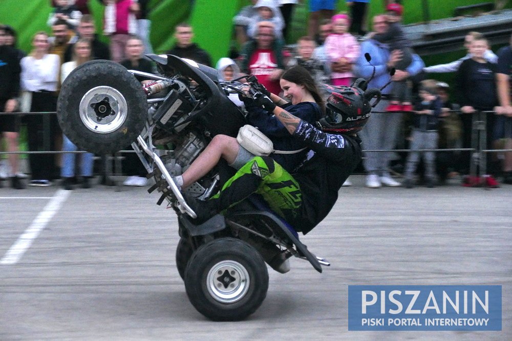 Niezapomniane emocje na pokazie kaskaderskim w Piszu