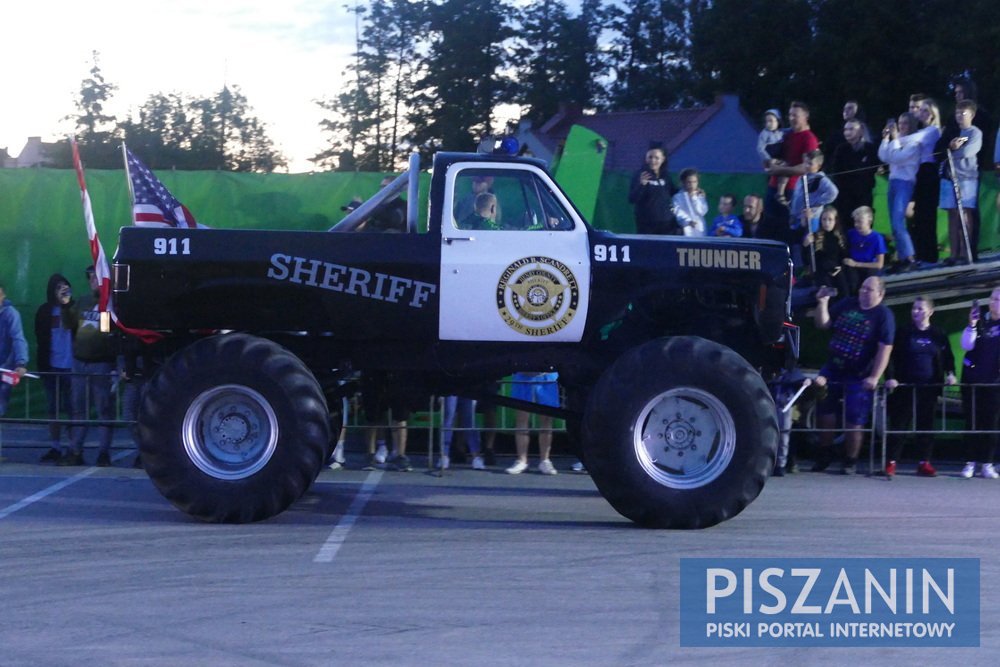 Niezapomniane emocje na pokazie kaskaderskim w Piszu