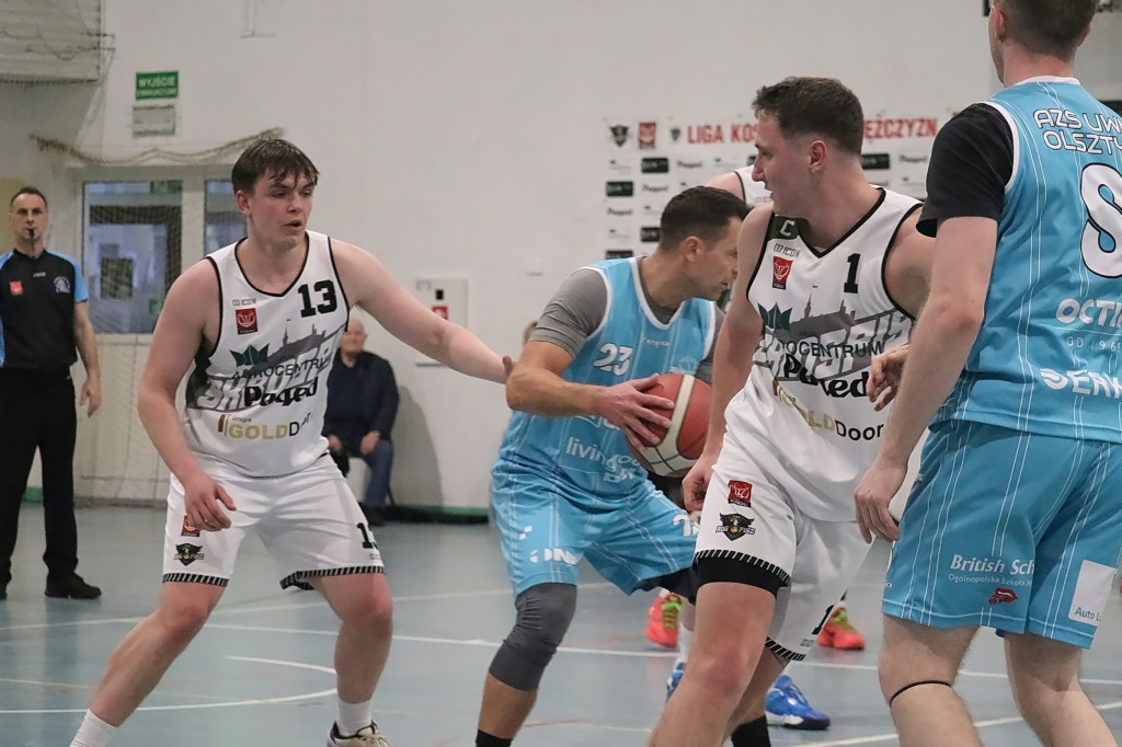 TSK Roś Pisz - AZS UWM Olsztyn 82:76