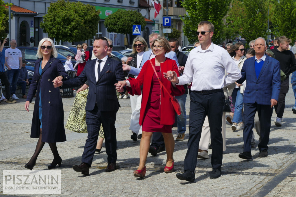 Polonez na Placu Daszyńskiego po raz 11sty