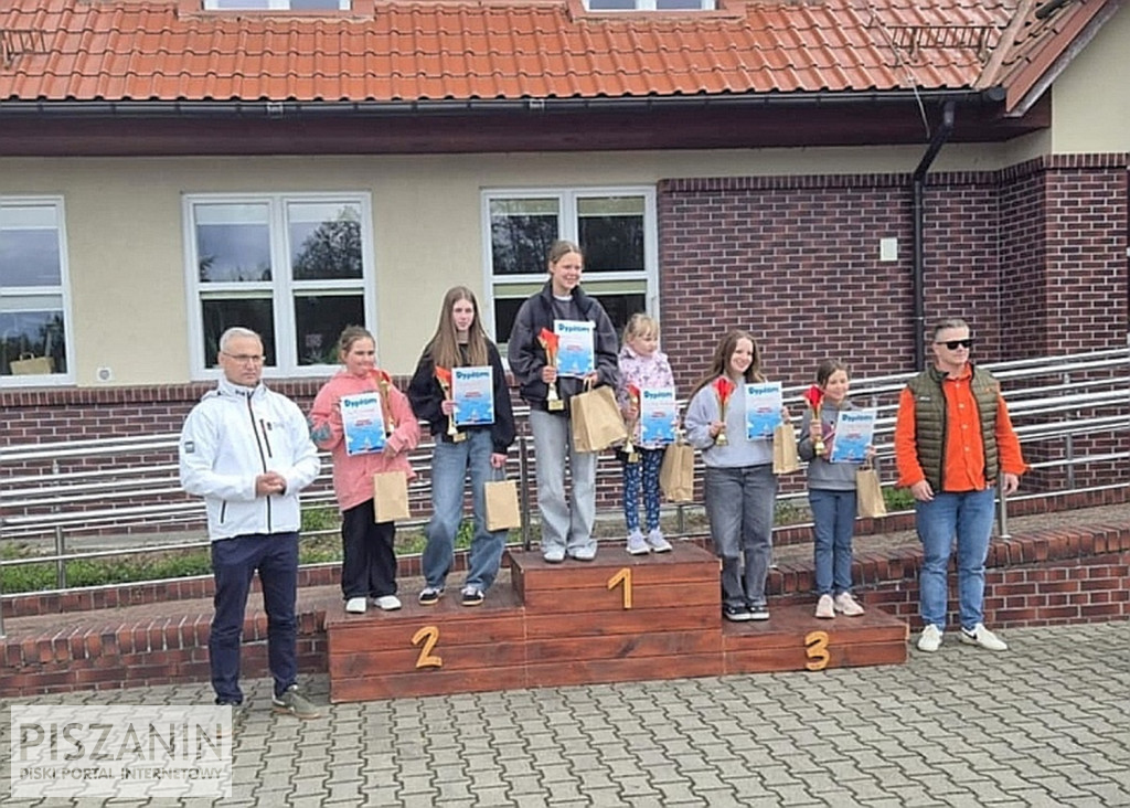 Puchar PMOS Pisz dla MKŻ Mikołajki