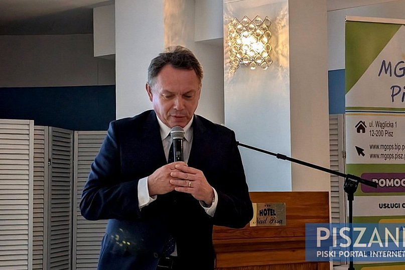 Spotkania z sędzią Arturem Lipińskim - nauka, refleksja i... piłkarskie emocje