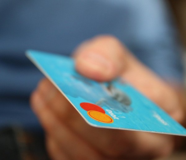 Unia szykuje nowy system płatności. Karty nie będą już takie same-240667