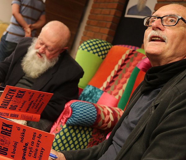 Prof. Bralczyk i Michał Ogórek z piszanami - językowe perełki i masa humoru-240704