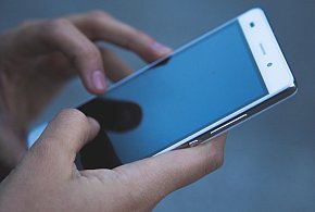 Trwa wygaszanie technologii. Starsze telefony mogą stracić internet-240770