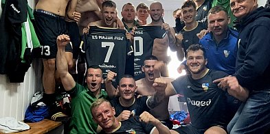 Mazur Pisz świętuje awans do klasy okręgowej-240991