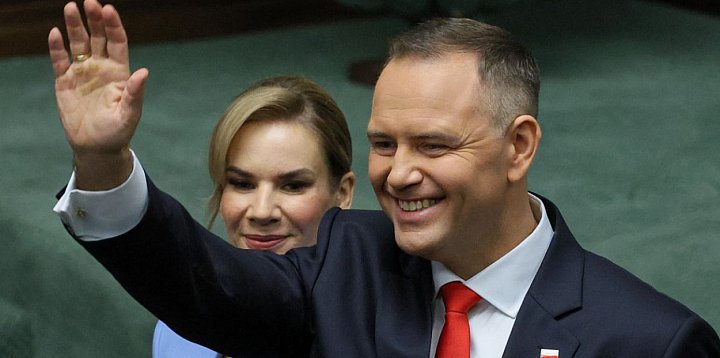 Prezydent o euro i podniesieniu wieku emerytalnego-241255