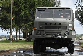 Kolumny wojskowe wyjadą na ulice. Wojsko zapowiada wielkie manewry-241361