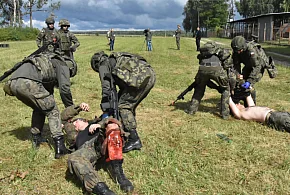 Setki tysięcy Polaków pójdą na szkolenie. Wojsko otwiera drzwi dla cywilów-241904