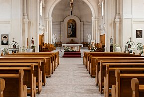 Miliony na Kościół w 2026 roku. Państwo co roku dokłada do duchownych-242307