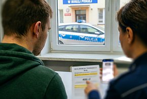 20-latek chciał oszukać bank. Skończyło się to dla niego zarzutami