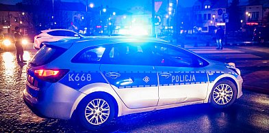 Odpowie za kilka przestępstw, w tym za zniszczenie radiowozu-241686