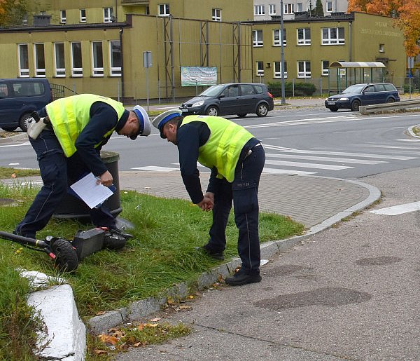 Hulajnogi w Piszu. Coraz więcej niebezpiecznych zdarzeń!-241782