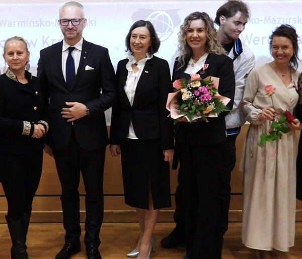 Pracownice jednostek Powiatu Piskiego docenione za poświęcenie i pracę-241794