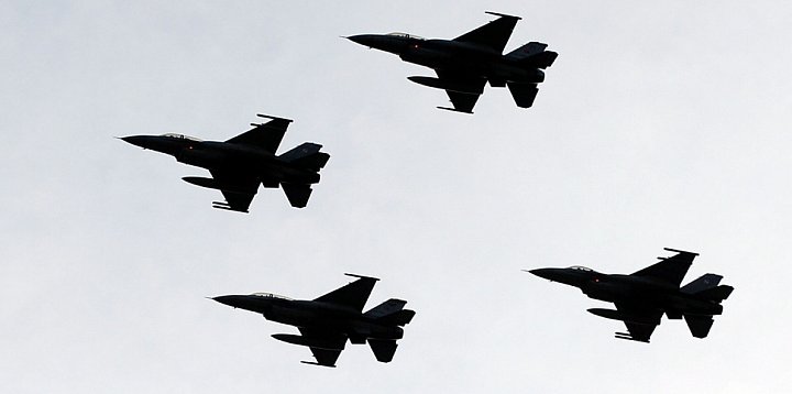 Tragedia podczas ćwiczeń przed AirSHOW w Radomiu-241434