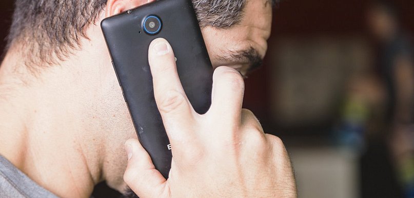 52-letni mieszkaniec Pisza wykonał kilkadziesiąt połączeń na numer alarmowy