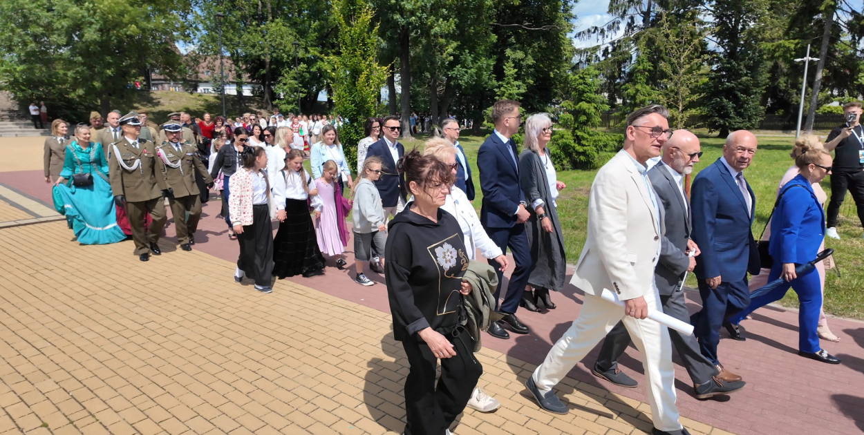 380-lecie Miasta Pisz - Przemarsz ulicami miasta