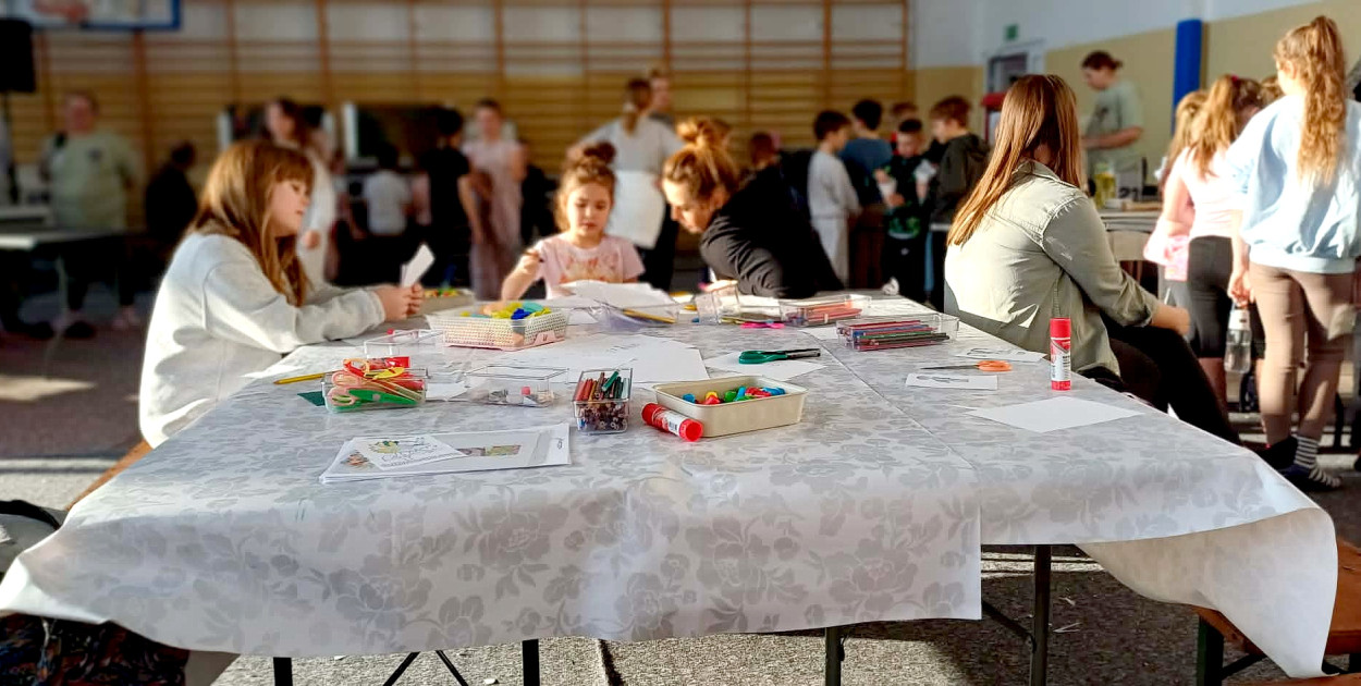 Feryjna zabawa w pełni! Za nami pierwszy dzień feryjnego Pikniku