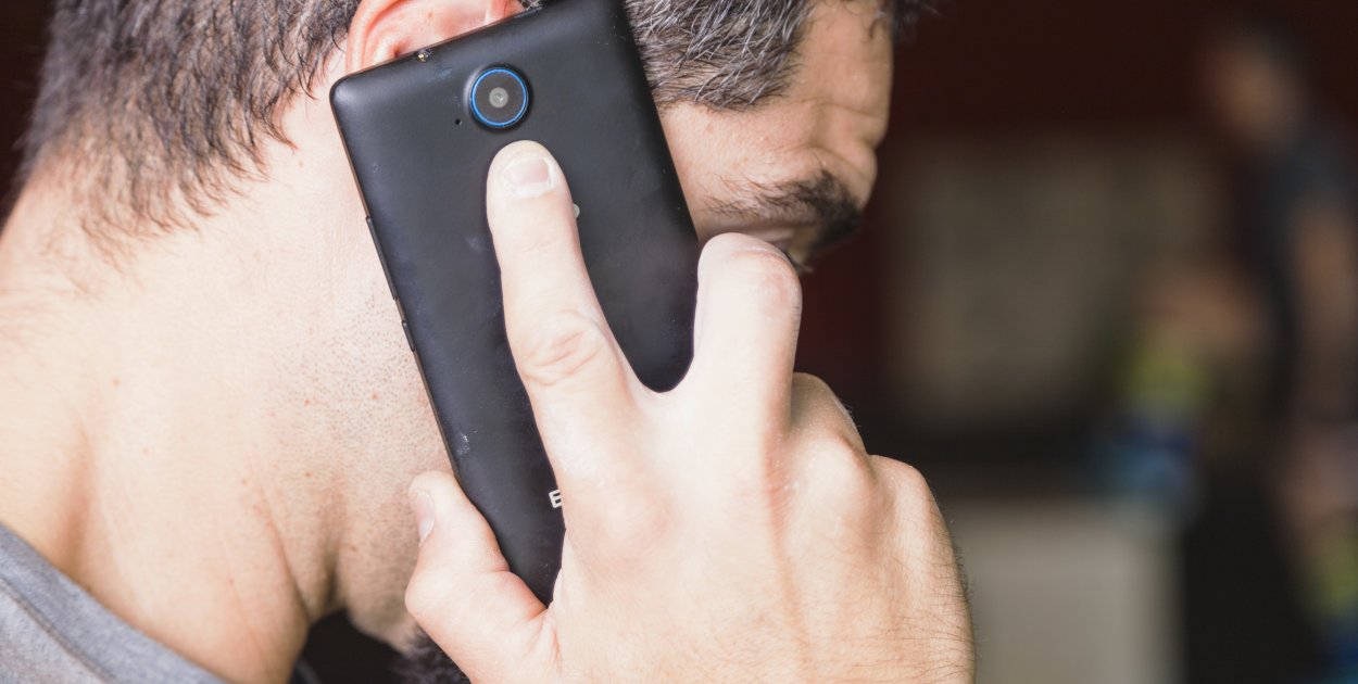 52-letni mieszkaniec Pisza wykonał kilkadziesiąt połączeń na numer alarmowy