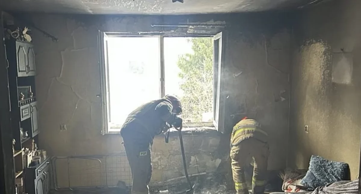 Kronika Kryminalna, Mając prawie promile podpaliła dywan mieszkaniu partnera - zdjęcie, fotografia