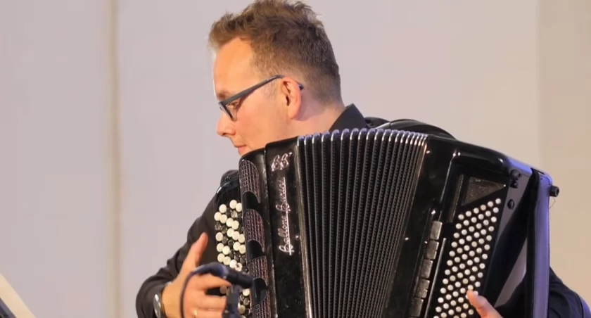 Paweł Zagańczyk podczas jednego ze swoich koncertów