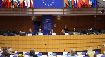 Europejskie regiony biją na alarm w sprawie demografii: trzeba zaangażować unijne