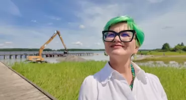 Trwają prace na plaży miejskiej w Piszu. Rymszewicz: „Odmulamy dno, pogłębiamy, usuwamy roślinność”